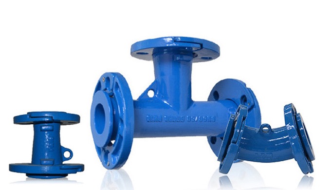 RACCORD EN FONTE À BRIDE