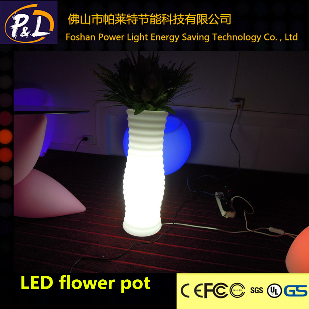 Features: Size: 42X42X150cm Energy saving, Low carbon, environment friendly and rechargeable UV resi...