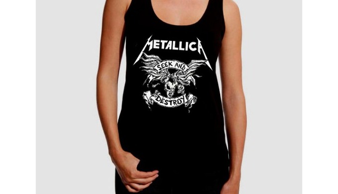 Metallica lleva activa desde 1983 y sus camisetas son de las más vendidas. Vivimos cada época, cada ...