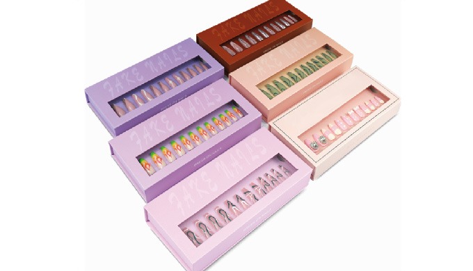 We are available various lovely and gorgeousf fake nail gift set. If you need more detail, please fe...