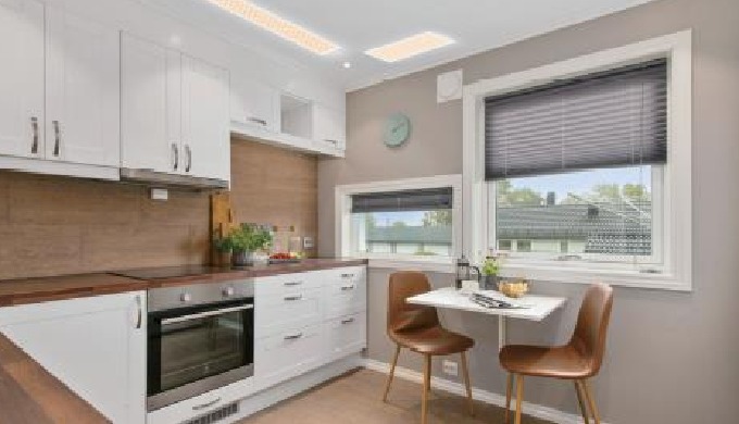 Premium Lighting (LED) Kitchen Light  (YAKL1280 C/W) (YAKS780 C/W)