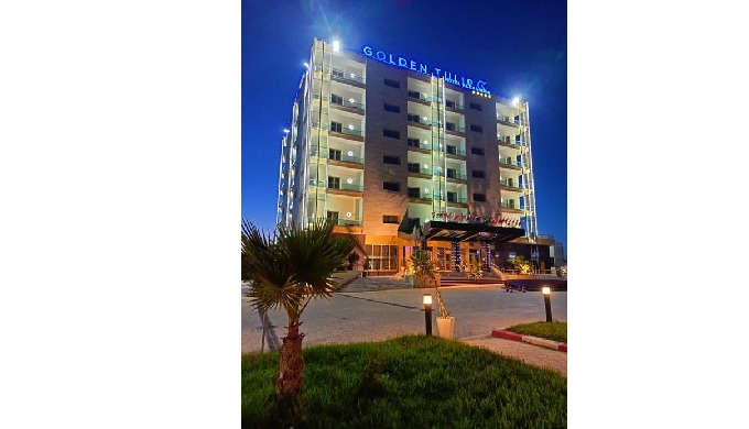 Découvrez le raffinement ultime et le service de classe mondiale au Golden Tulip Hotel Alexandre. Ni...