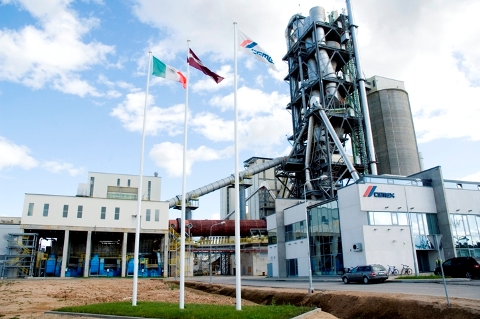 CEMEX Standard CEM I 52,5 N är en portlandcement som passar till de flesta applikationer. CEMEX Stan...