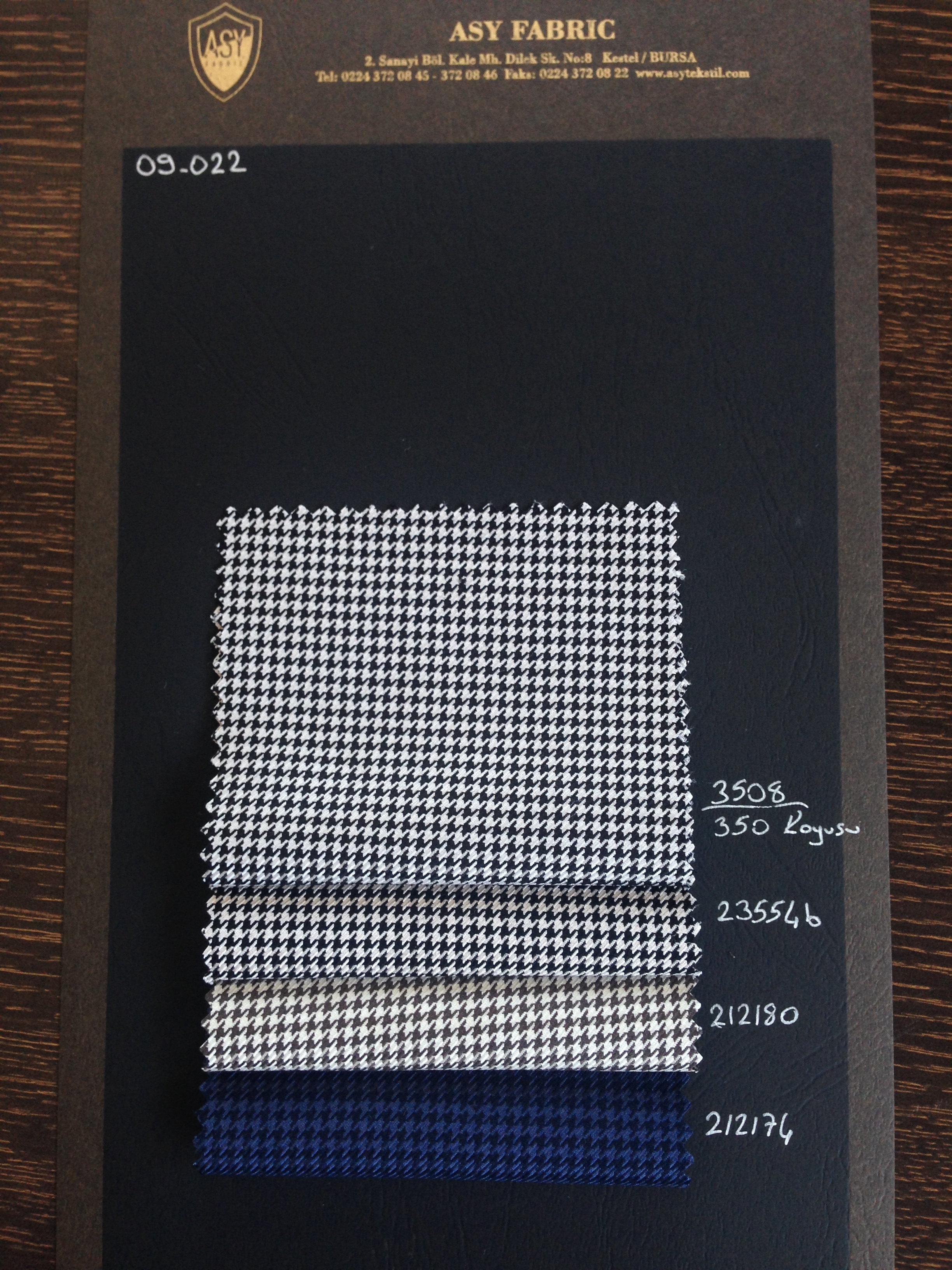 % 75 polyester % 25 viscose