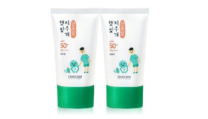 It is not achemical sunscreen and it is certified to be low-allergic by Korea Sin Science Lab. Block...