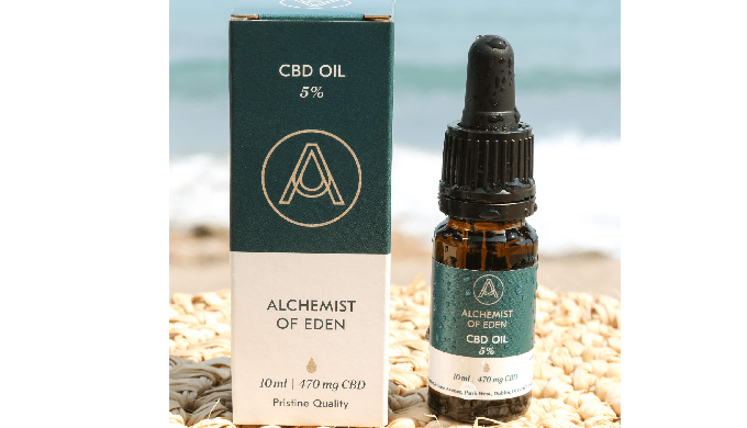 5% CBD Oil - 10 ml contains 470 mg active CBD 100% natural in an organic olive oil carrier oil THC f...