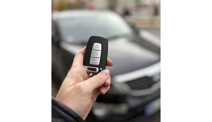 Besoin d’un double de clé de voiture ou d’une clé perdue à refaire ? Claveo Lyon réalise la reproduc...