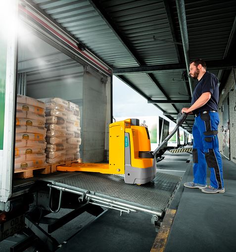 Transpalette accompagnant à timon 2,2 - 2,5 t, EJE 220r/ 225r