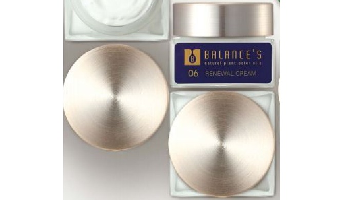 - With Olive ester oil - effective for moisturizing and elasticity - , it is good for eye & neck...