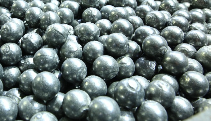 1. Introduction: Good quality used in Mining, Cement, Power Plant 2. Capacity: 12, 000Tons/Year 3. D...