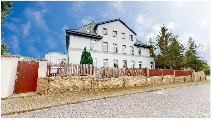 Neue Eigentümer sucht ein charmantes Wohnhaus in Teutschenthal, das im Jahr 1920 erbaut wurde. Das H...