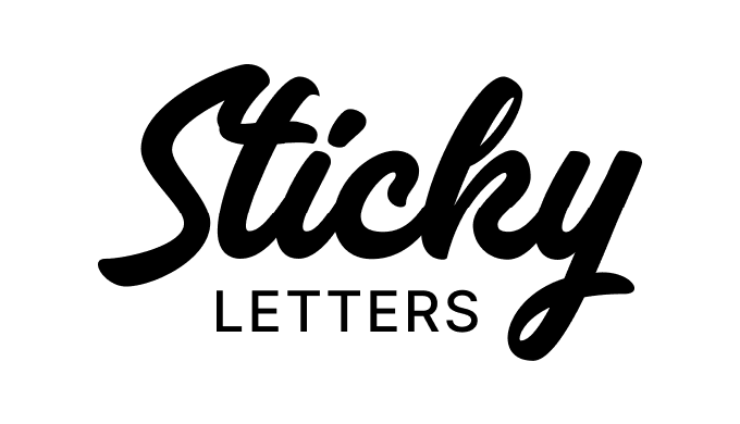 Bij Sticky Letters ontwerp je vanuit je luie stoel de mooiste belettering, plakletters, muurstickers...
