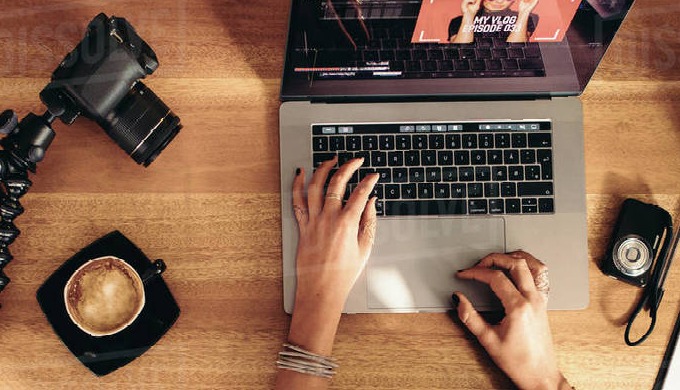 STICKPROD est une entreprise cinématographique (audiovisuelle) et de communication dont la mission e...