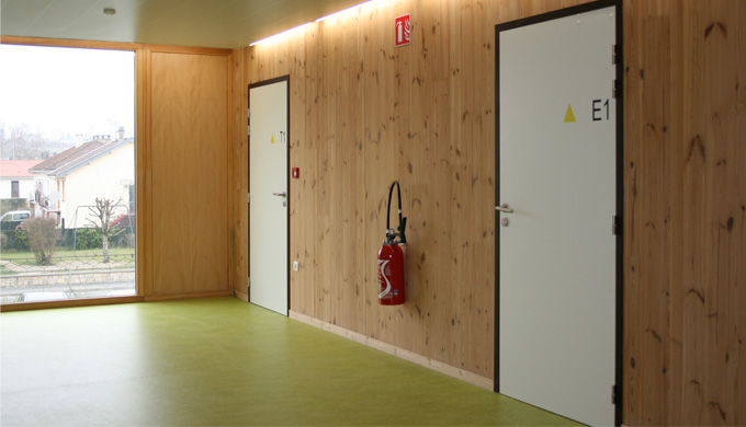 Portes EI60 contrefeuillurées 1 vantail : • Portes EI60 épaisseur 50 mm • Contre-feuillure • Joints ...