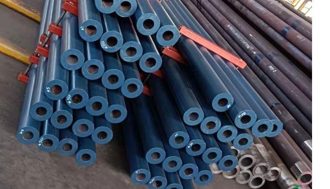 ANZ oilfield offers hghest quality Drill pipes/collar from best of the mills with full range of size...