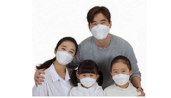 Product Description Product Name: Disposable Luxury Protect Mask Material: Non-woven Fabrics, Melblo...