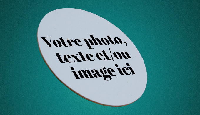 Les sous-verres en bois sont recouverts sur le dessus d'une couche de polyester blanc très brillant,...