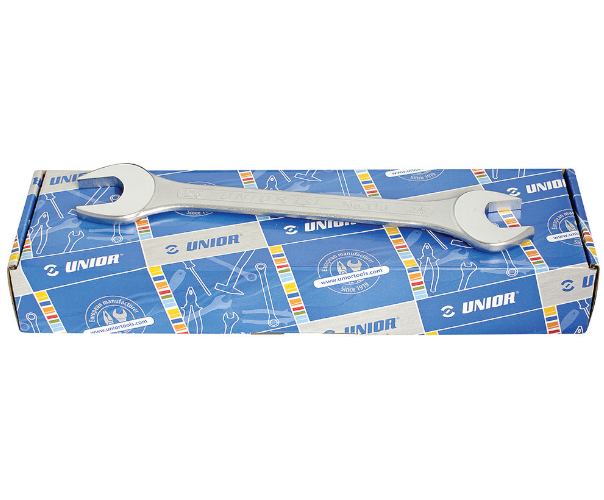 DESCRIEREA PRODUSULUI\n- Setul contine: - 110/1 Chei fixe (1/4' x 5/16', 5/16' x 3/8', 3/8' x 7/16',...