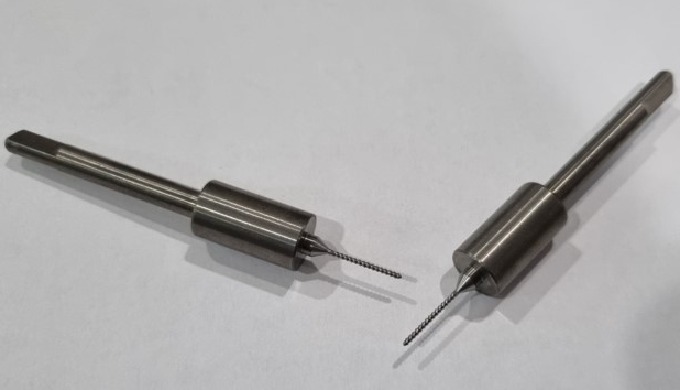 SCREW Product Information Control the quantity of liquid in dispensing machine. Ultra-precise tools ...