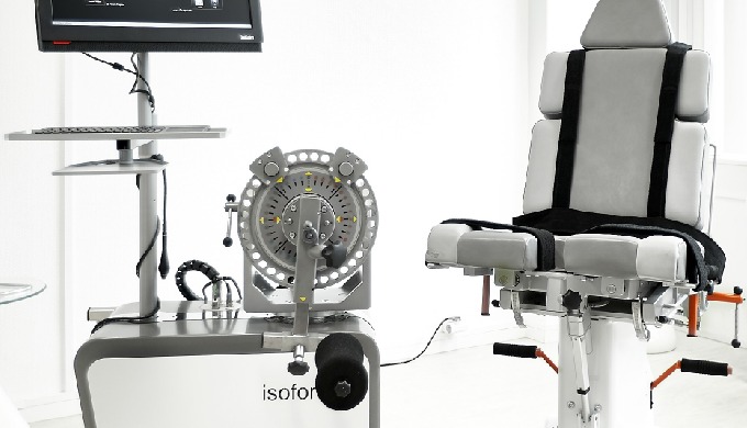 Isoforce ist ein hochmodernes isokinetisches Test- und Trainingssystem für Rehabilitation, Sportmedi...