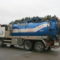 Vi erbjuder försäljning av begagnade slamsugare, spolbilar och kombibilar. Dessutom bygger vi ekipag...