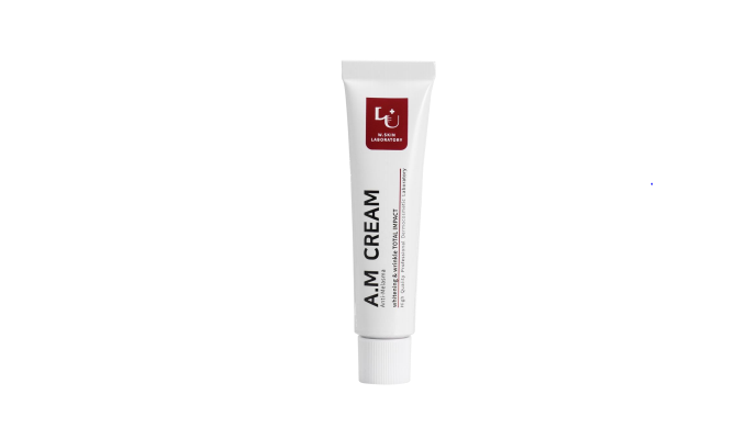  Dual functional : Brightening and Wrinkle Improvement  Contain improving and preventing freckles ...