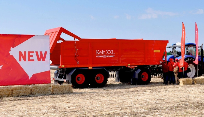 UNIVERSAL TRANSPORTATION Tractor multipurpose loading semi-trailer KELT XXL is designed for transpor...