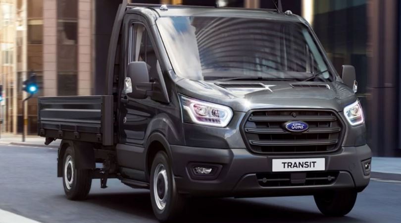 FORD Transit Chassis-Cabine offre plusieurs fonctionnements : besoin d’un fourgon ou d’une benne bas...