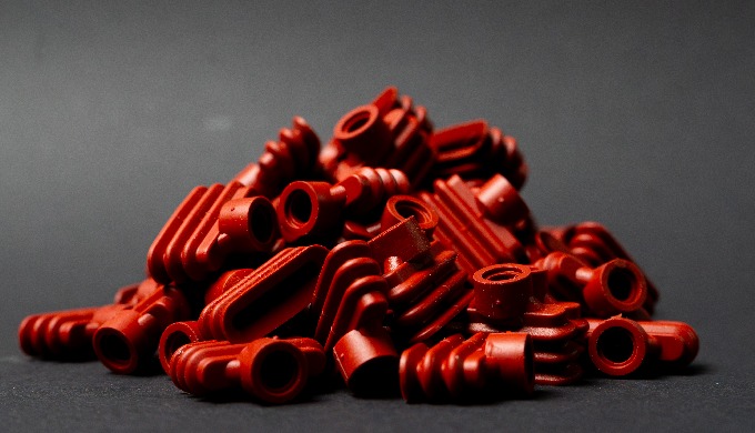 Gummiformteile und Silikonformteile nach Kundenspezifikation Gummiformteile und Silikonformteile sin...