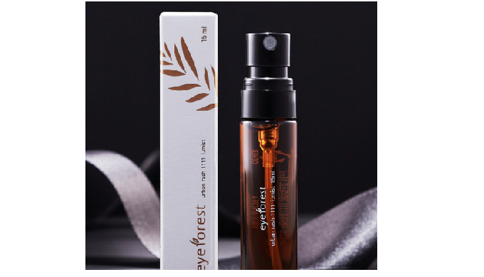 eye forest Hair Nourishing Scalp Moisturizer Sprinkling Hair Essence Hair Nourishing 15ml