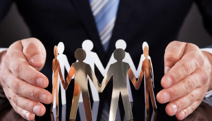 AVANTAGES DU CAPITAL INVESTISSEMENT: Le capital investisseur devient un associé et non pas un créanc...