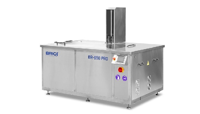 SERIE PRO BR-650 PRO CARACTERÍSTICAS TÉCNICAS Medidas exteriores de máquina 2.260×1.560×1.700 mm Med...
