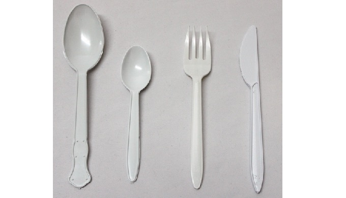 CUBIERTOS DE PLASTICO