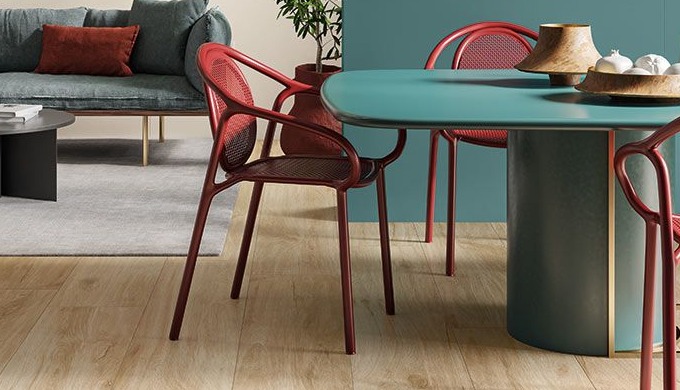 Atelier is the new collection of porcelain stoneware tiles that completes and complements the vast C...