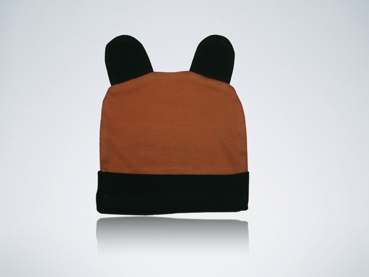 Baby cap made of 100% GOTS certified Organic Cotton knitted fabric.This adorable cap is an accessory...