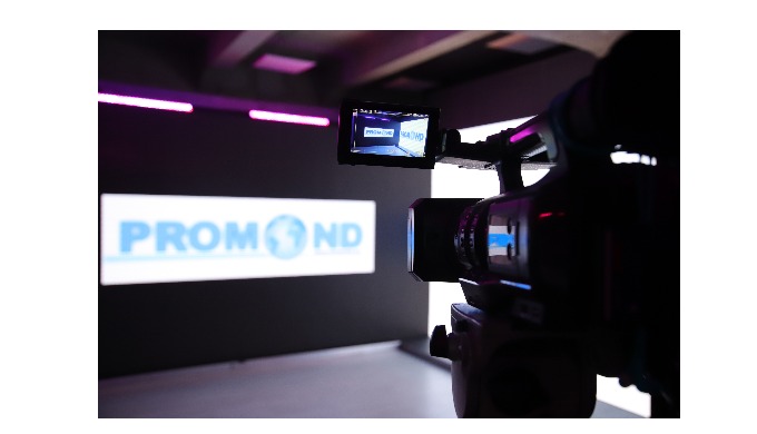 Firma Promond va pune la dispozitie un studio de streaming online echipat cu sisteme audio-video pro...