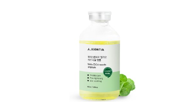 1. High-concentration Centella asiatica-coated microneedles, thinner than pores penetrate deep into ...
