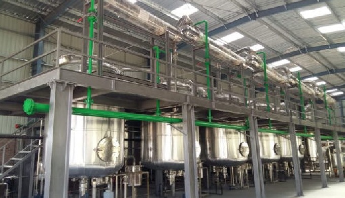 Buy Seeds & Berries Distillation Plants from Mech O Tech LLP, the best manufacturer and Exporter...