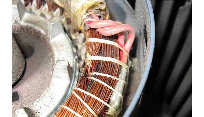 Bimetallic thermal fuses