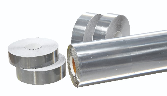 High performance metalised flexible micro prismatic reflective sheeting.