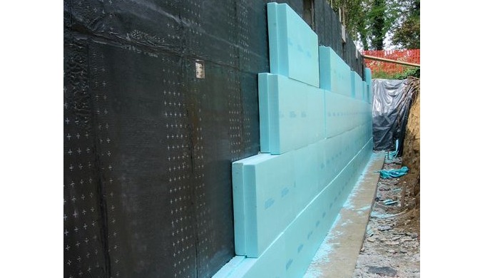 Vantagens da aplicação das placas de XPS da Fibran: • Excelente isolante térmico • Elevada resistênc...