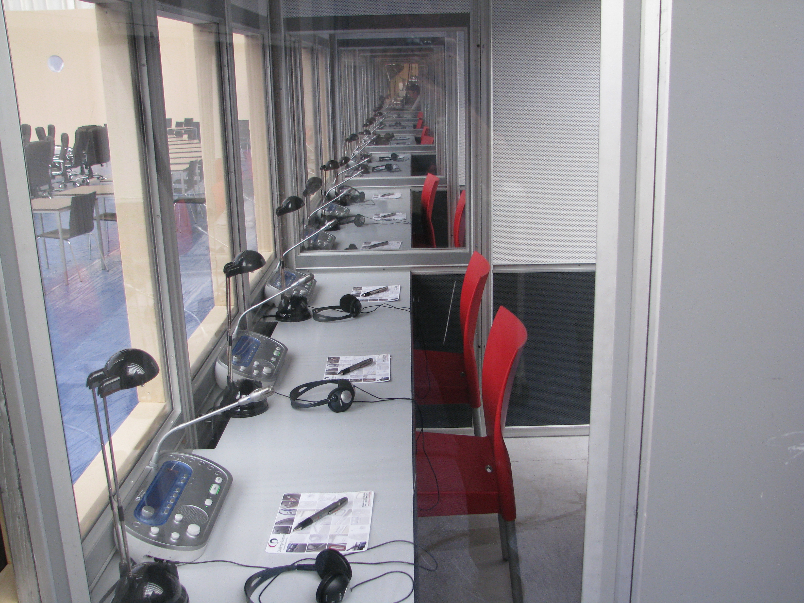 Cabine d'interprétation simultanée