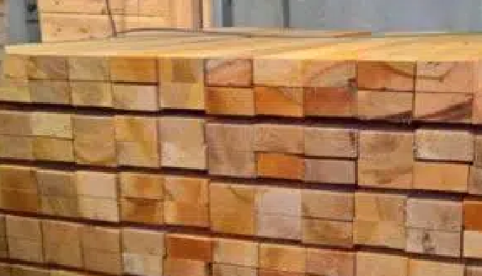 Elemente aus Erlenholzpaletten Elemente aus Birkenholzpaletten Elemente aus Eichenpaletten Palettene...