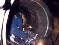 Svetsreparationer av: HuvudcylindrarFrontplattorContainerhusKolonnbultarStativ I samband med svetsre...