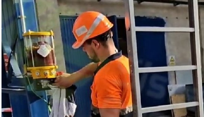 Mantenimiento experto de sistemas de lubricación: prolonga la vida de tus equipos y evita averías co...