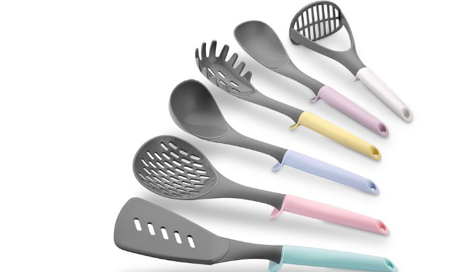plastik mutfak eşyaları
