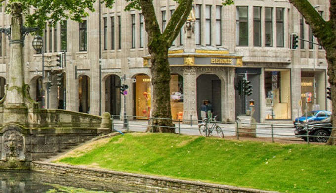 SPORMANN REAL ESTATE ist ein modernes Immobilienunternehmen mit Fokus auf Qualität, Transparenz und ...
