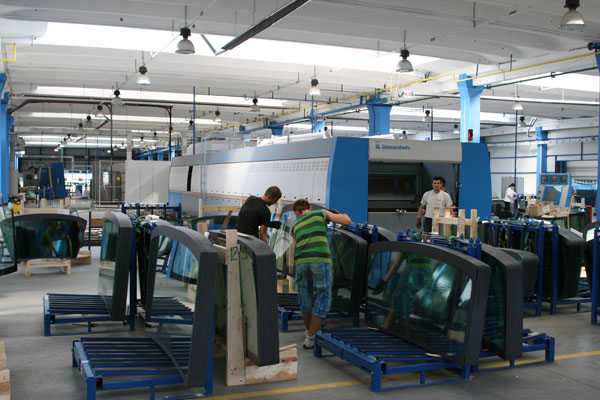 Parbrize duplex pentru autoturisme si autovehicule comerciale. In prezent Glasscorp produce diverse ...