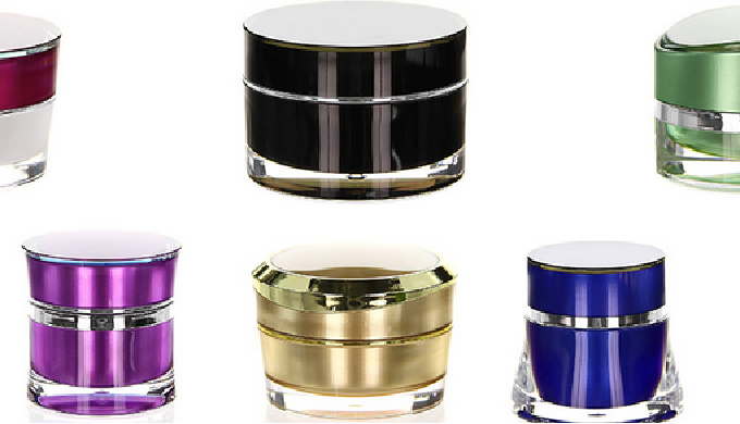 Unsere Acryl-Dosen vereinen edles Design mit hoher Funktionalität und sind in verschiedenen Farben, ...