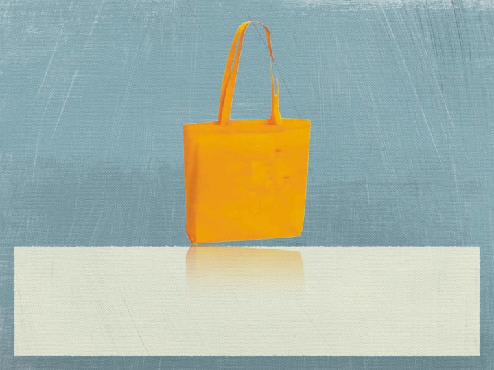 Bags made of 100% regular Recycled Cotton fabric. Bags can be customized as per your requirement. Dy...